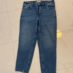 Abercrombie Curve Love Straight Mom Jeans
